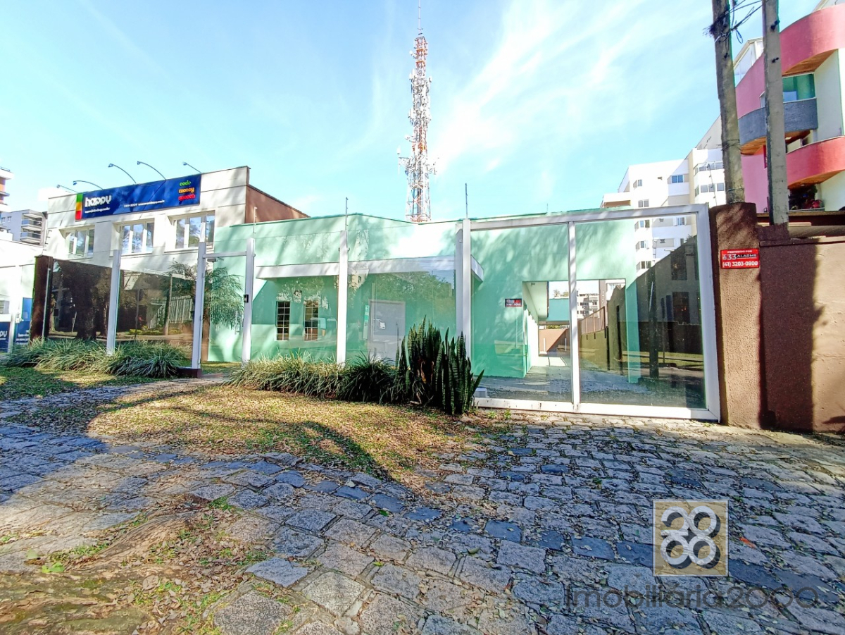 Casa Comercial para locacao no Bigorrilho em Curitiba com 240,00m² por R$ 13.000,00