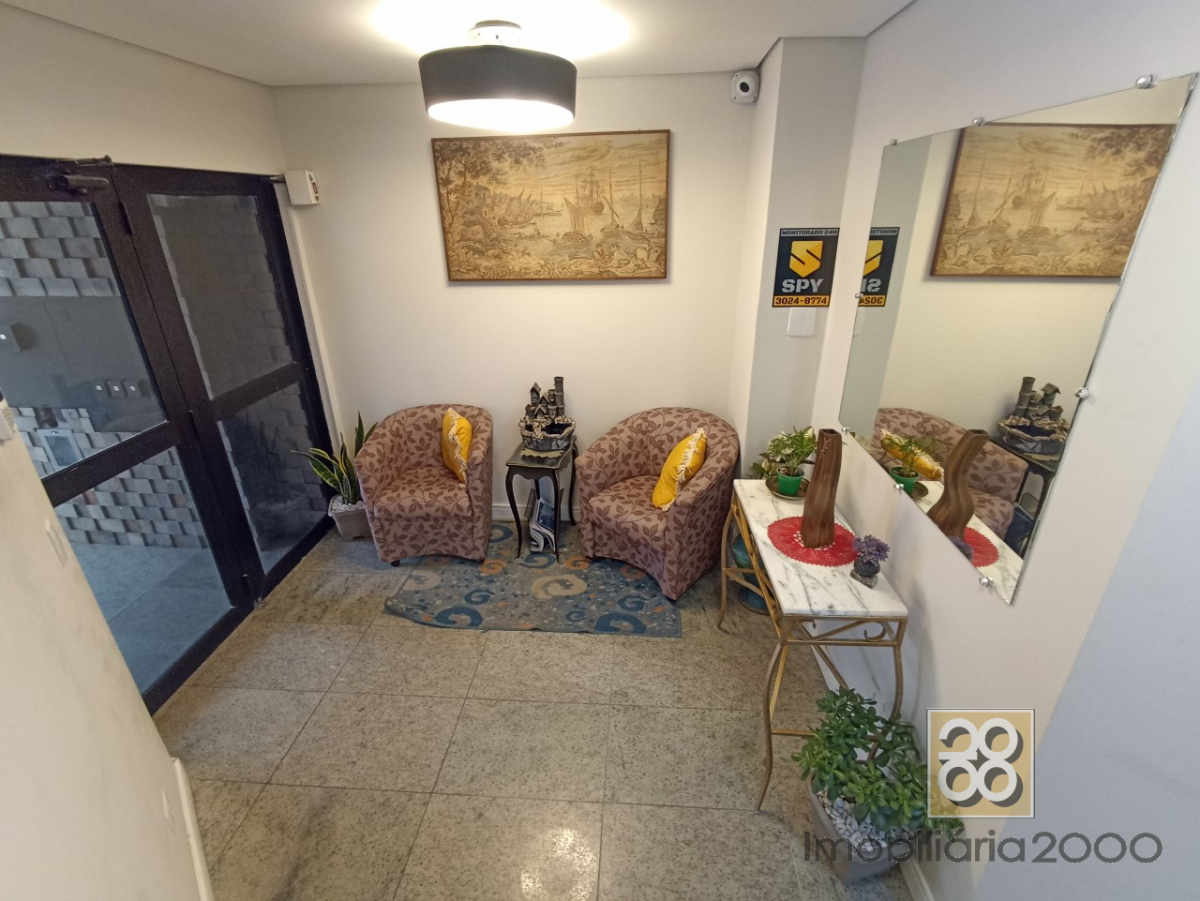 Apartamento para locacao no Centro em Curitiba com 50,00m² por R$ 2.000,00