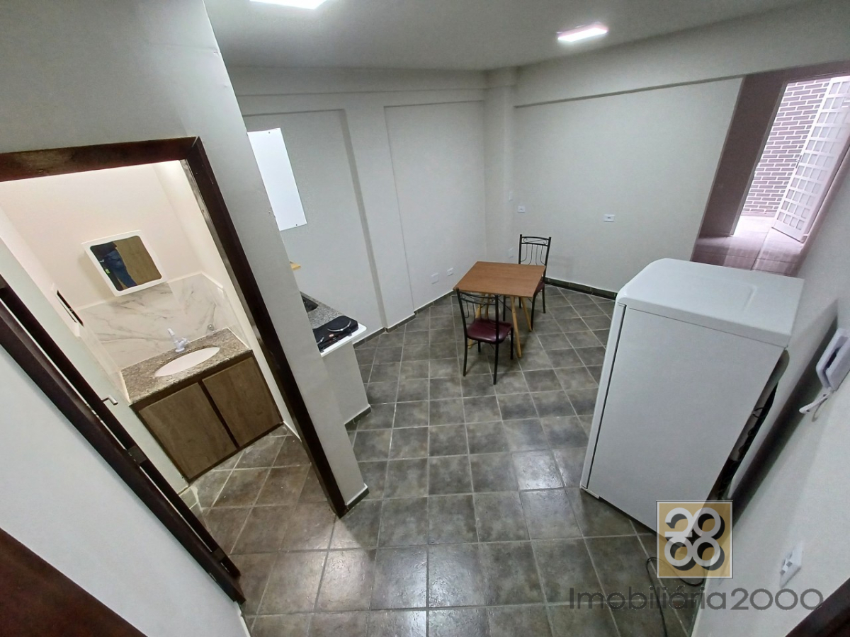 Apartamento para locacao no Centro em Curitiba com 25,00m² por R$ 1.500,00