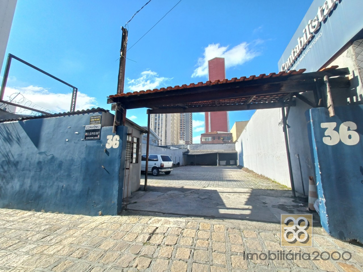 Terreno para locacao no Centro em Curitiba com 300,00m² por R$ 5.080,00
