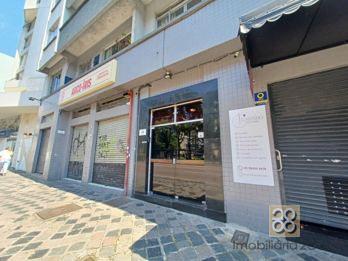 Apartamento para locacao no Centro em Curitiba com 63,00m² por R$ 2.100,00