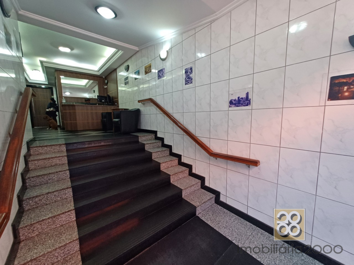 Apartamento para locacao no Centro em Curitiba com 63,00m² por R$ 2.100,00