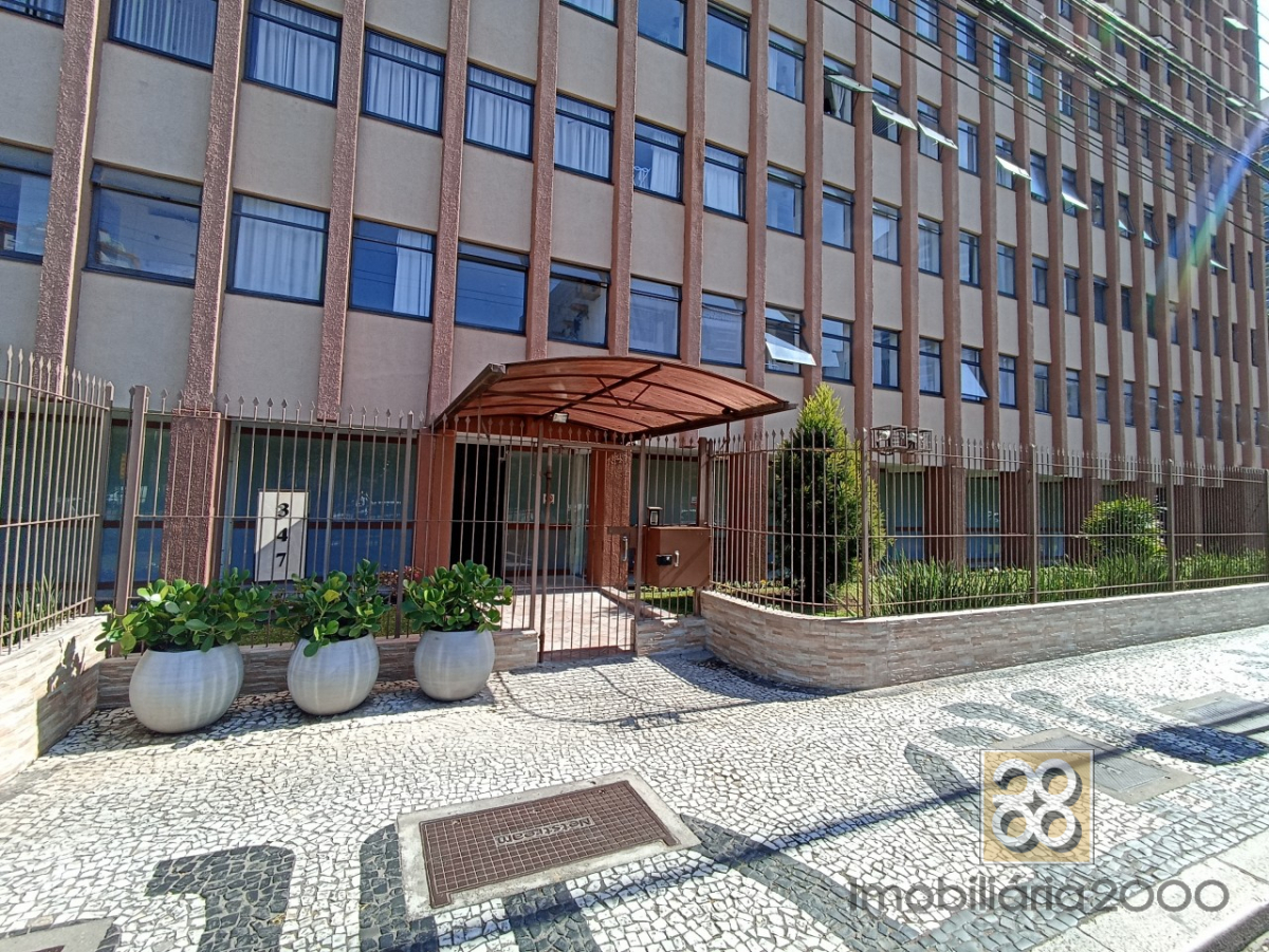 Apartamento para locacao no Centro Cívico em Curitiba com 54,00m² por R$ 1.380,00