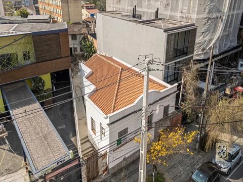 Casa Comercial para locacao no Bigorrilho em Curitiba com 156m² por R$ 7.800,00