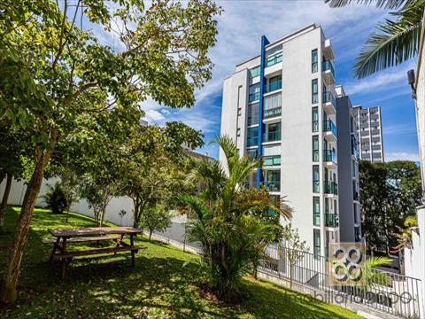 Apartamento para locacao no Mercês em Curitiba com 197,00m² por R$ 4.500,00