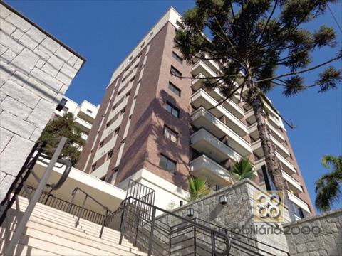 Apartamento para locacao no Centro em Curitiba com 106,00m² por R$ 3.480,00