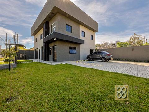 Loja para locacao no Cristo Rei em Curitiba com 46m² por R$ 2.300,00