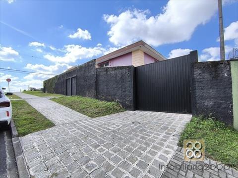 Casa Comercial para locacao no Mercês em Curitiba com 158m² por R$ 6.750,00