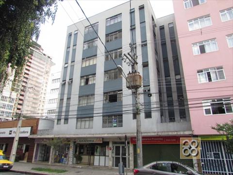 Apartamento para locacao no Centro em Curitiba com 49m² por R$ 1.100,00