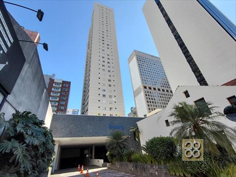 Apartamento para locacao no Centro em Curitiba com 60m² por R$ 2.480,00