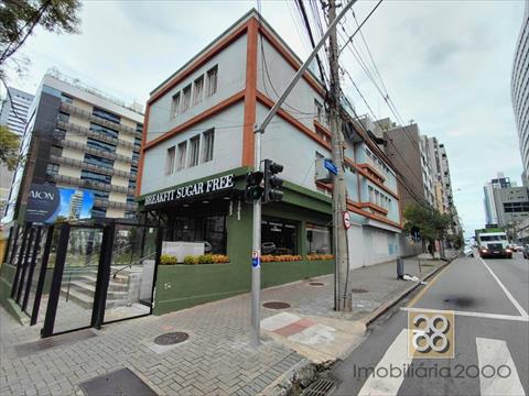 Apartamento para locacao no Centro em Curitiba com 90m² por R$ 3.000,00