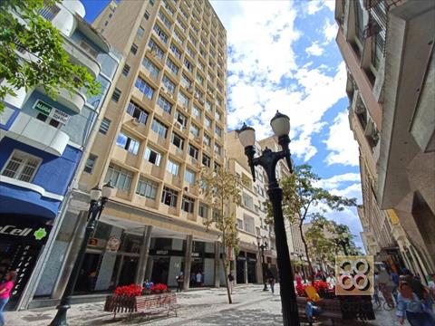 Imóveis Comerciais para locacao no Centro em Curitiba com 45m² por R$ 980,00