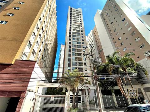 Apartamento para locacao no Centro em Curitiba com 89m² por R$ 2.700,00