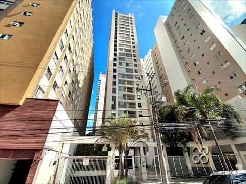 Apartamento para locacao no Centro em Curitiba com 89m² por R$ 2.600,00