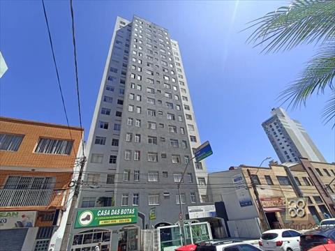 Apartamento para locacao no Centro em Curitiba com 42m² por R$ 1.700,00