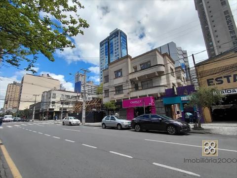 Apartamento para locacao no Centro em Curitiba com 90m² por R$ 2.300,00