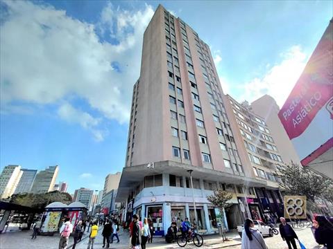 Apartamento para locacao no Centro em Curitiba com 0m² por R$ 2.500,00