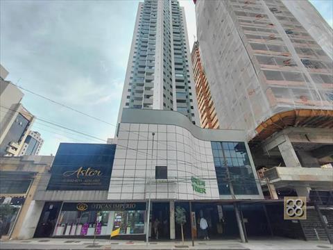 Apartamento para locacao no Centro em Curitiba com 48m² por R$ 2.000,00