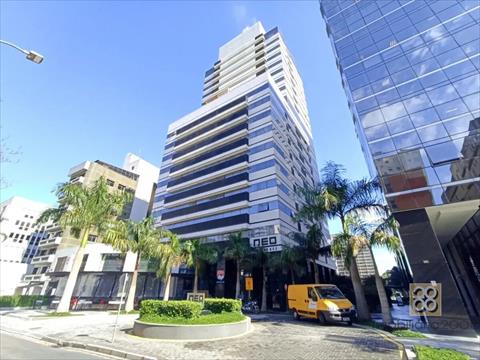 Apartamento para locacao no Centro Cívico em Curitiba com 33m² por R$ 2.650,00