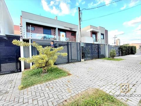 Sobrado para locacao no Novo Mundo em Curitiba com 103m² por R$ 4.380,00