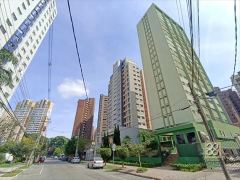 Apartamento para locacao no Água Verde em Curitiba com 51m² por R$ 2.500,00