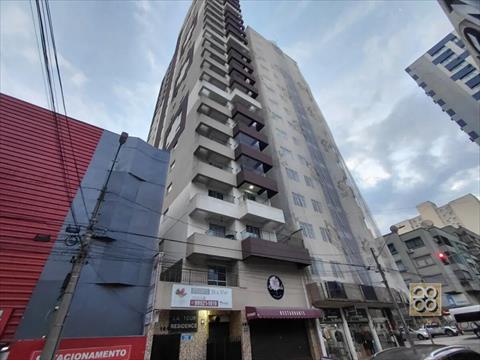 Apartamento para locacao no Centro em Curitiba com 37m² por R$ 1.895,00
