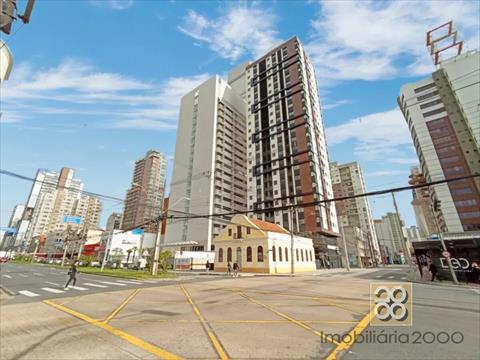 Apartamento para locacao no Centro em Curitiba com 33m² por R$ 2.500,00