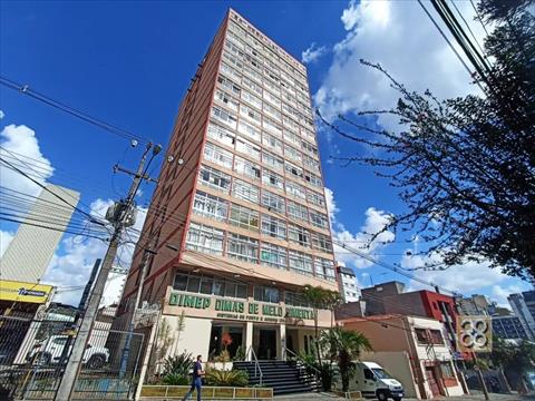 Kitinet para locacao no Centro em Curitiba com 24m² por R$ 1.300,00