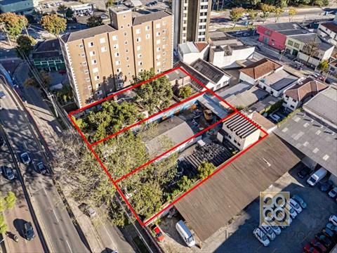 Terreno / Lote para venda no Alto da Xv em Curitiba com 2.097m² por R$ 10.200.000,00