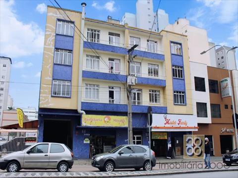 Apartamento para locacao no Centro em Curitiba com 78m² por R$ 1.800,00