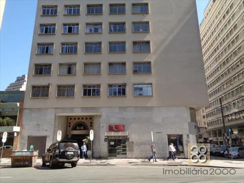 Apartamento para locacao no Centro em Curitiba com 97m² por R$ 1.800,00