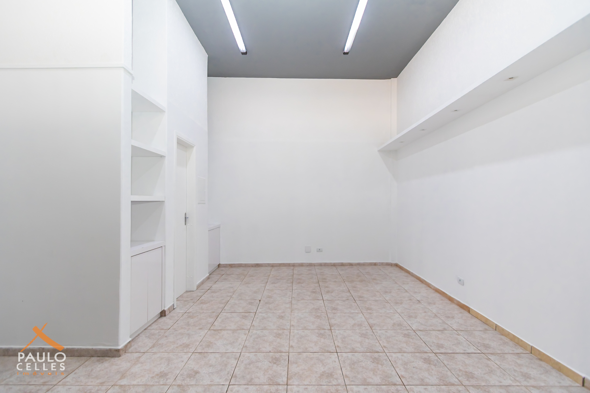 Loja para locacao no Portão em Curitiba com 136,10m² por R$ 2.800,00