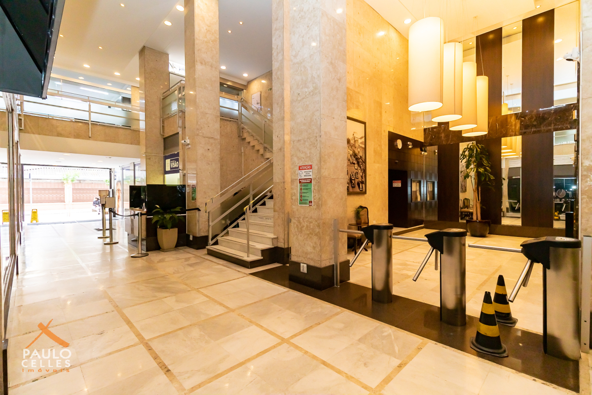 Imovel Comercial para locacao no Centro em Curitiba com 43,60m² por R$ 900,00