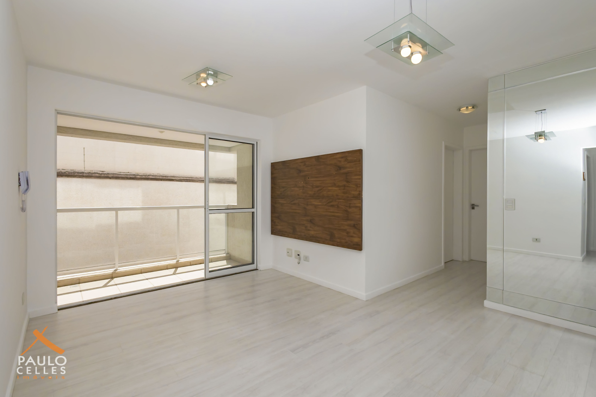 Apartamento para locacao no Água Verde em Curitiba com 135,42m² por R$ 2.600,00