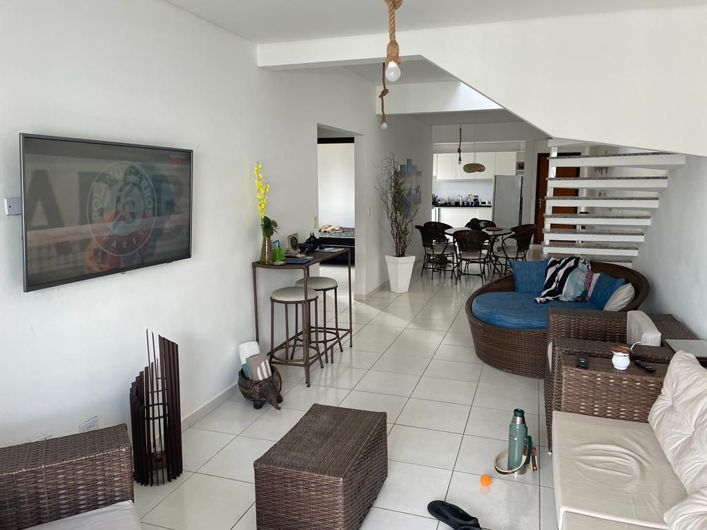Apartamento para venda no Centro em Guaratuba com 191,00m² por R$ 1.500.000,00