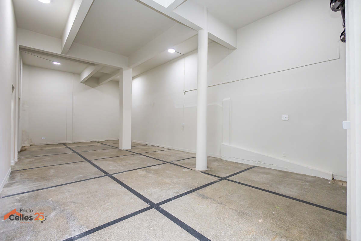 Loja para locacao no Centro em Curitiba com 60,00m² por R$ 3.000,00