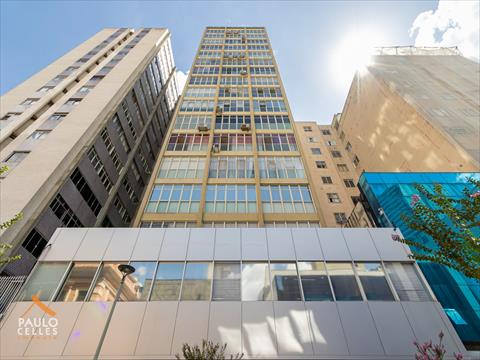Imovel Comercial para locacao no Centro em Curitiba com 43,60m² por R$ 900,00
