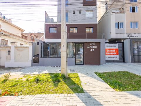 Apartamento para locacao no São Francisco em Curitiba com 37,84m² por R$ 1.900,00