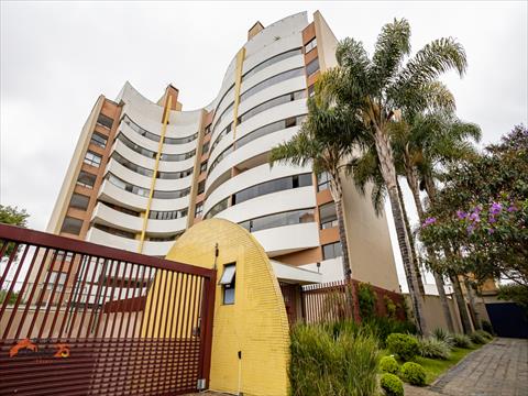 Apartamento para locacao no Água Verde em Curitiba com 180,86m² por R$ 3.950,00