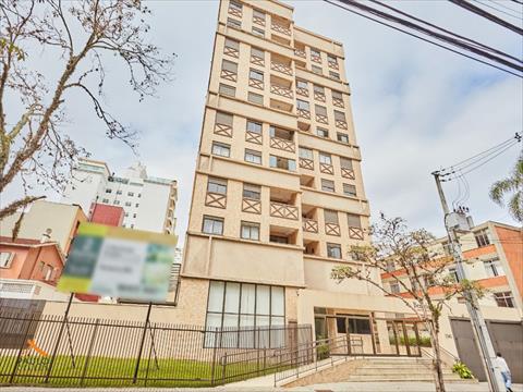 Apartamento para locacao no Centro em Curitiba com 120,00m² por R$ 3.800,00