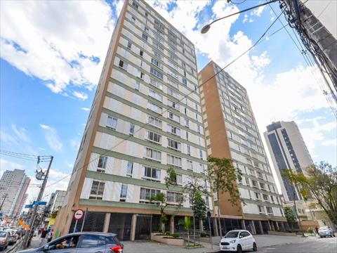 Apartamento para locacao no Centro em Curitiba com 0,00m² por R$ 2.300,00