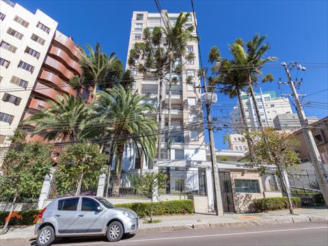 Apartamento para locacao no Batel em Curitiba com 104,27m² por R$ 2.580,00