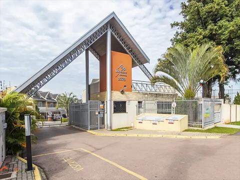 Sobrado para venda no Xaxim em Curitiba com 153m² por R$ 980.000,00