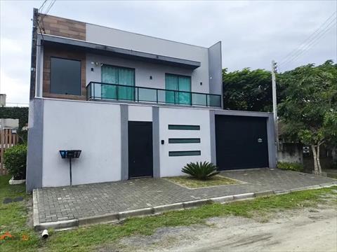 Sobrado para venda no  em Pontal do Paraná com 161m² por R$ 890.000,00