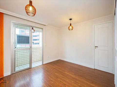 Apartamento para venda no Cabral em Curitiba com 61m² por R$ 549.000,00