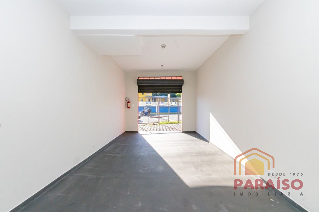 Loja para locacao no Xaxim em Curitiba com 30,00m² por R$ 1.600,00