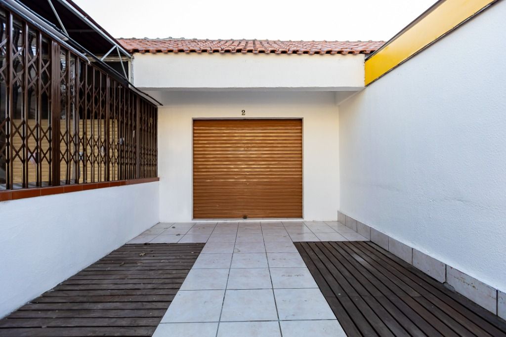 Loja para locacao no Jardim das Américas em Curitiba com 21,00m² por R$ 2.400,00