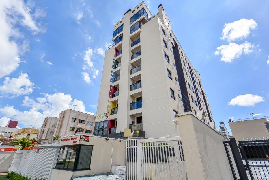 Apartamento para locacao no Água Verde em Curitiba com 77,00m² por R$ 2.450,00