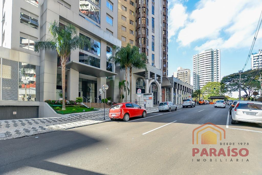 Loja para locacao no Batel em Curitiba com 58,00m² por R$ 1.950,00