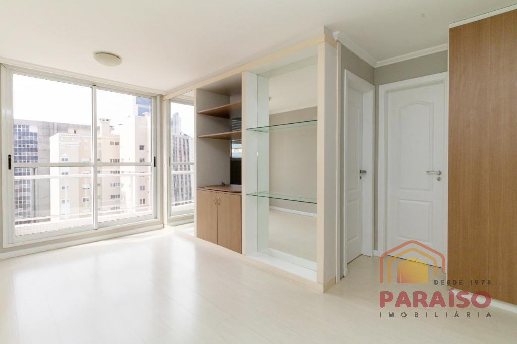 Apartamento para locacao no Batel em Curitiba com 58m² por R$ 2.650,00